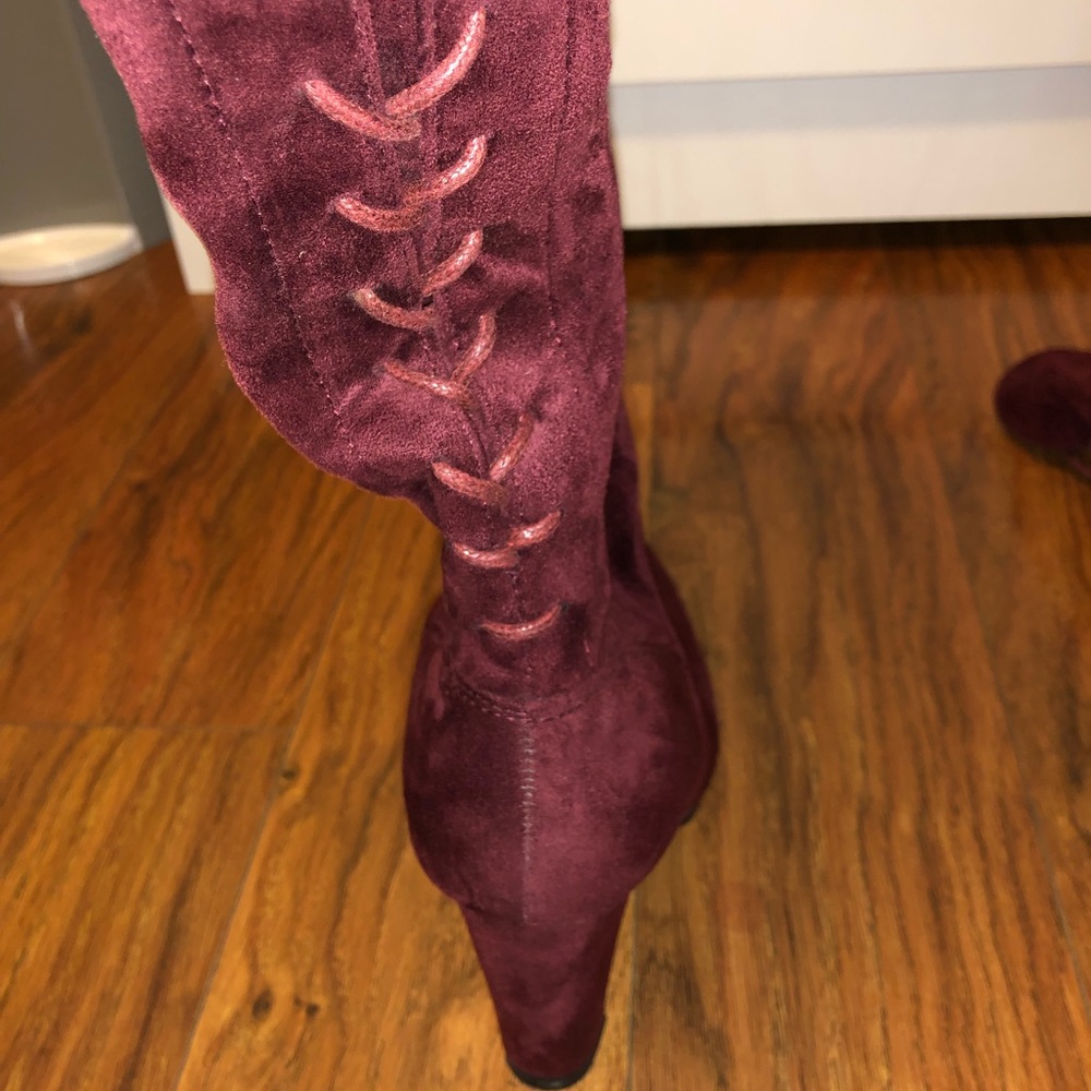 Boots - Picture 4 of 4
